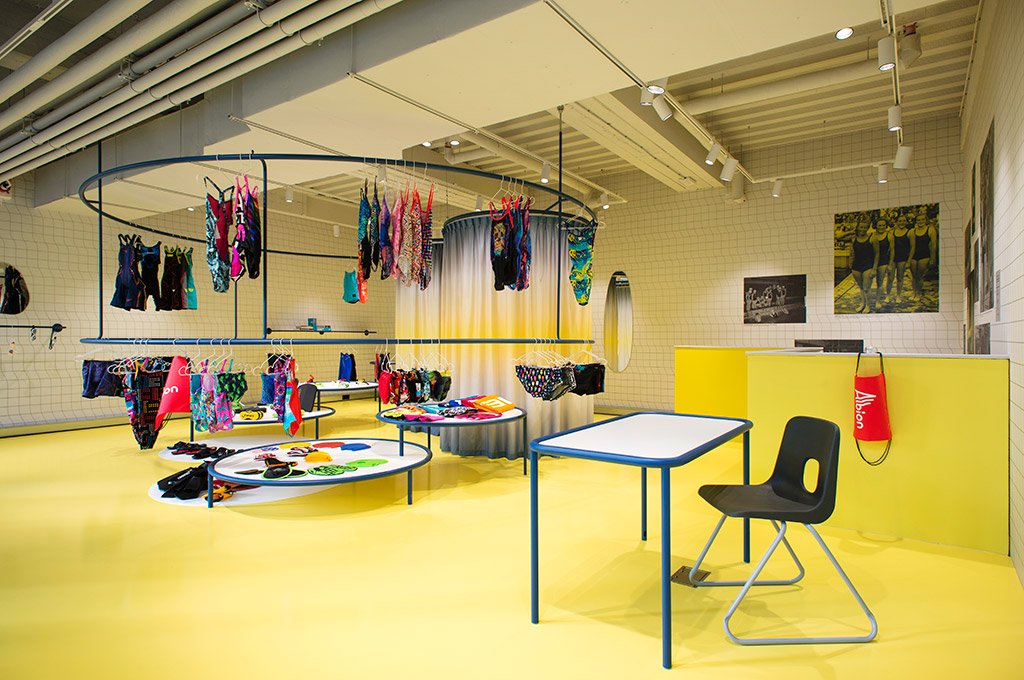 overzicht van de inrichting albion store rotterdam in zwemcentrum rotterdam.