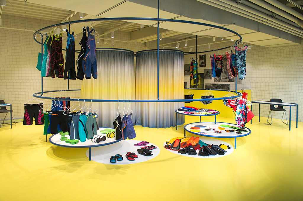 overzicht van de inrichting albion store rotterdam in zwemcentrum rotterdam.