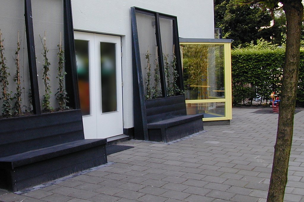 Noordgevel BANKH buitenruimte meubel