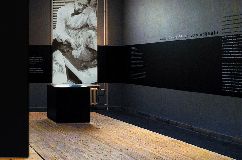 CoBrA de kleur van vrijheid, 2003, in het Stedelijk Museum Schiedam