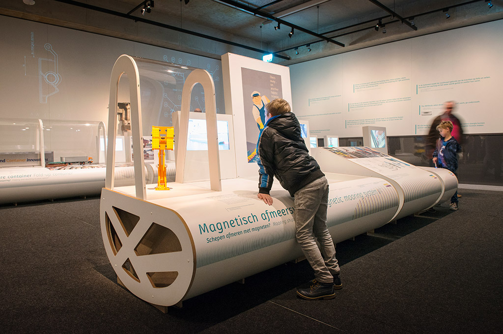 De innovatie van het magnetisch afmeersysteem van 'Intelligent Docklocking system iDL