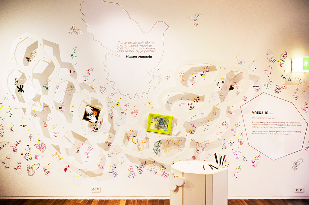 Vrede is… laat hier je vredesboodschap achter. Co-creation