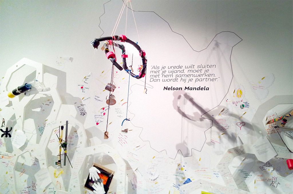 Het vredesatelier bij einde tentoonstelling.